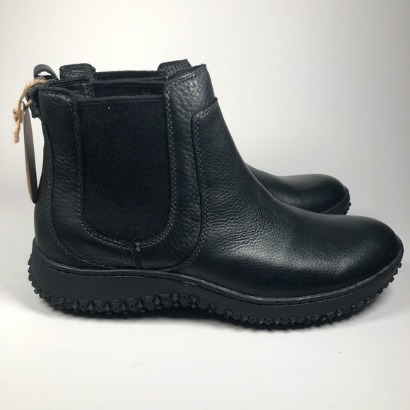 Sofft Abry Weatherproof Leather Ankle 